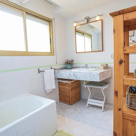 Precioso Eurogolden En Ideal Familias Apartment *
